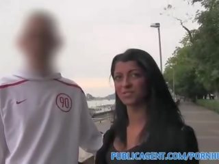 Publicagent مغر امرأة سمراء مارس الجنس في الفندق كما لها فرنك بلجيكي waits خارج